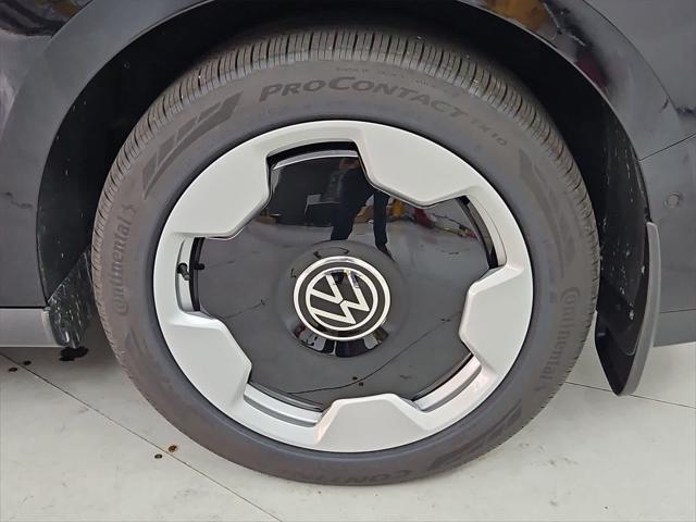 new 2025 Volkswagen ID. Buzz car, priced at $62,305
