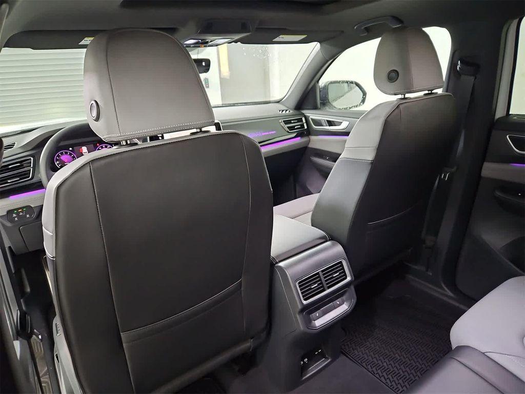 new 2025 Volkswagen Atlas Cross Sport car