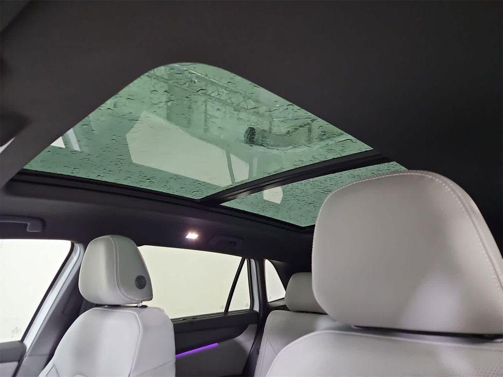 new 2025 Volkswagen Atlas Cross Sport car