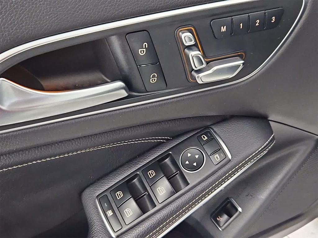 used 2018 Mercedes-Benz GLA 250 car, priced at $16,827