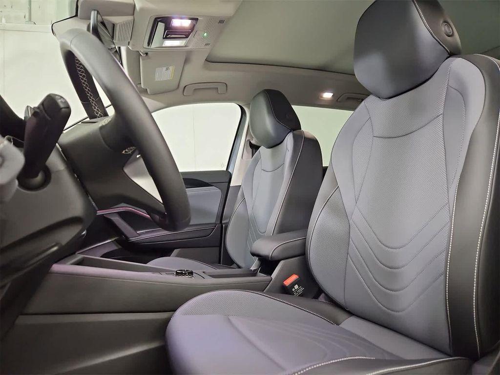 new 2025 Volkswagen Tiguan car, priced at $37,882