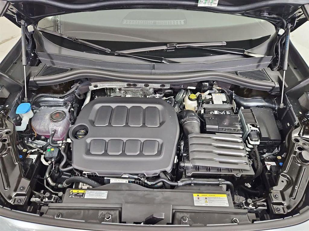 new 2025 Volkswagen Tiguan car, priced at $37,882