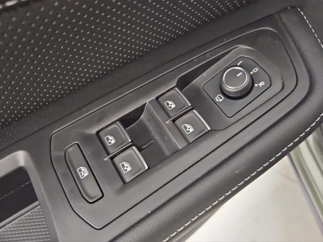 new 2025 Volkswagen Atlas car, priced at $56,984
