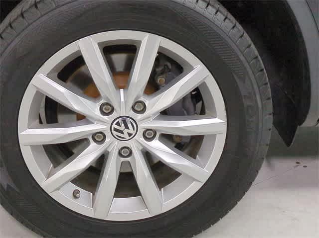 used 2015 Volkswagen Touareg car, priced at $20,505