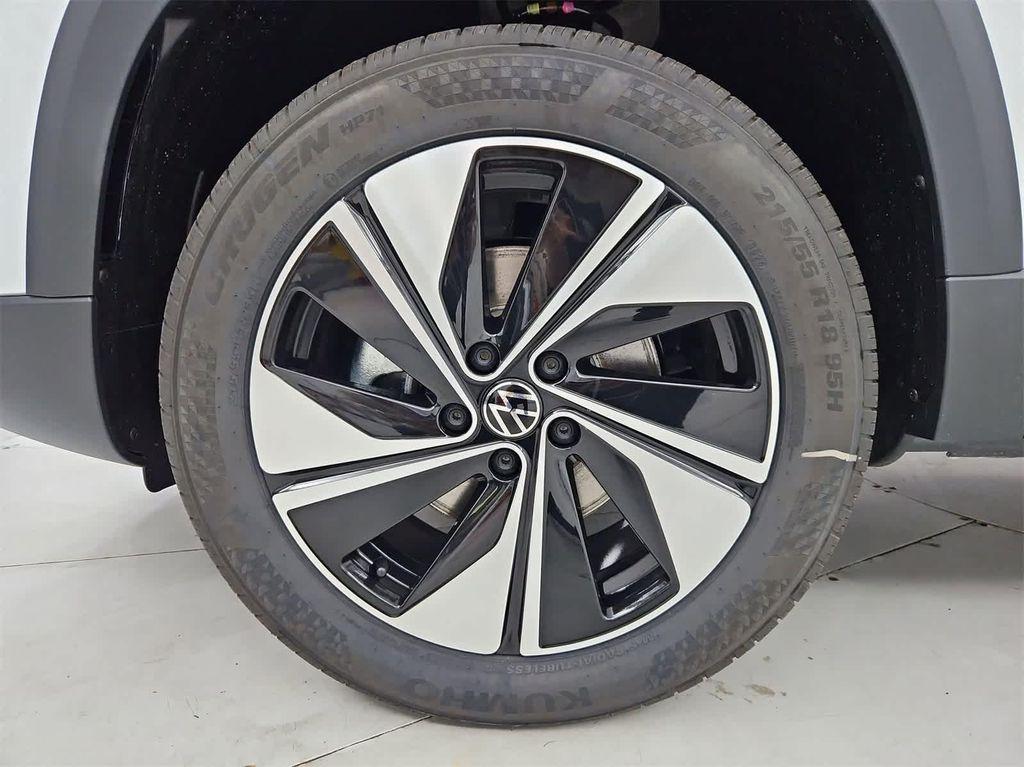 new 2025 Volkswagen Taos car, priced at $33,151
