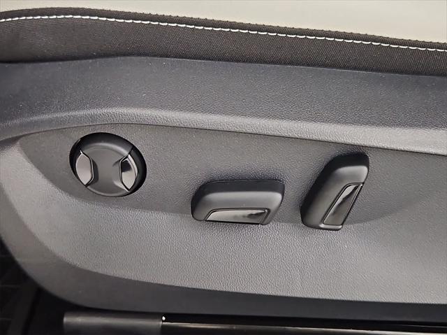 new 2025 Volkswagen Taos car, priced at $33,151