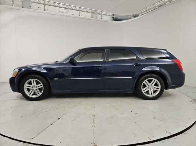 used 2005 Dodge Magnum car, priced at $8,214