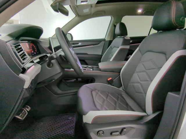 new 2025 Volkswagen Atlas car, priced at $50,899