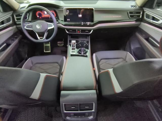 new 2025 Volkswagen Atlas car, priced at $50,899