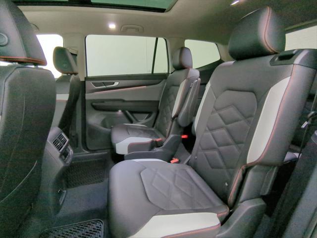 new 2025 Volkswagen Atlas car, priced at $50,899