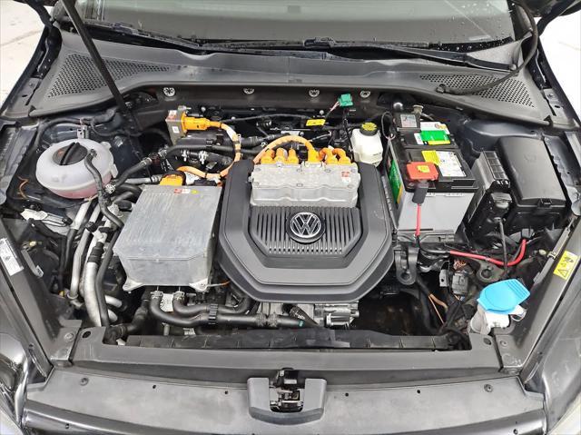 used 2015 Volkswagen e-Golf car, priced at $7,990