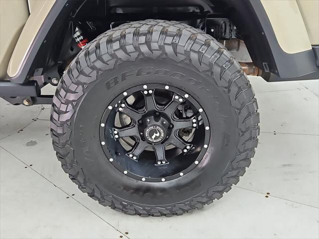 used 2020 Jeep Gladiator car, priced at $39,487