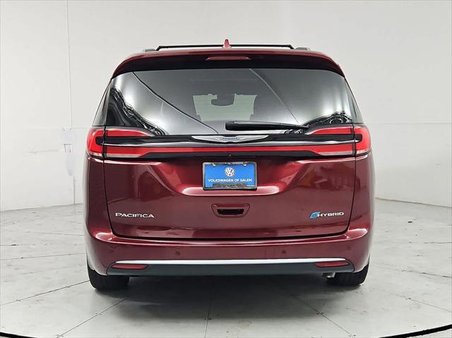 used 2021 Chrysler Pacifica car, priced at $28,641