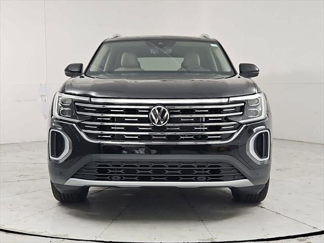 new 2025 Volkswagen Atlas car, priced at $52,229