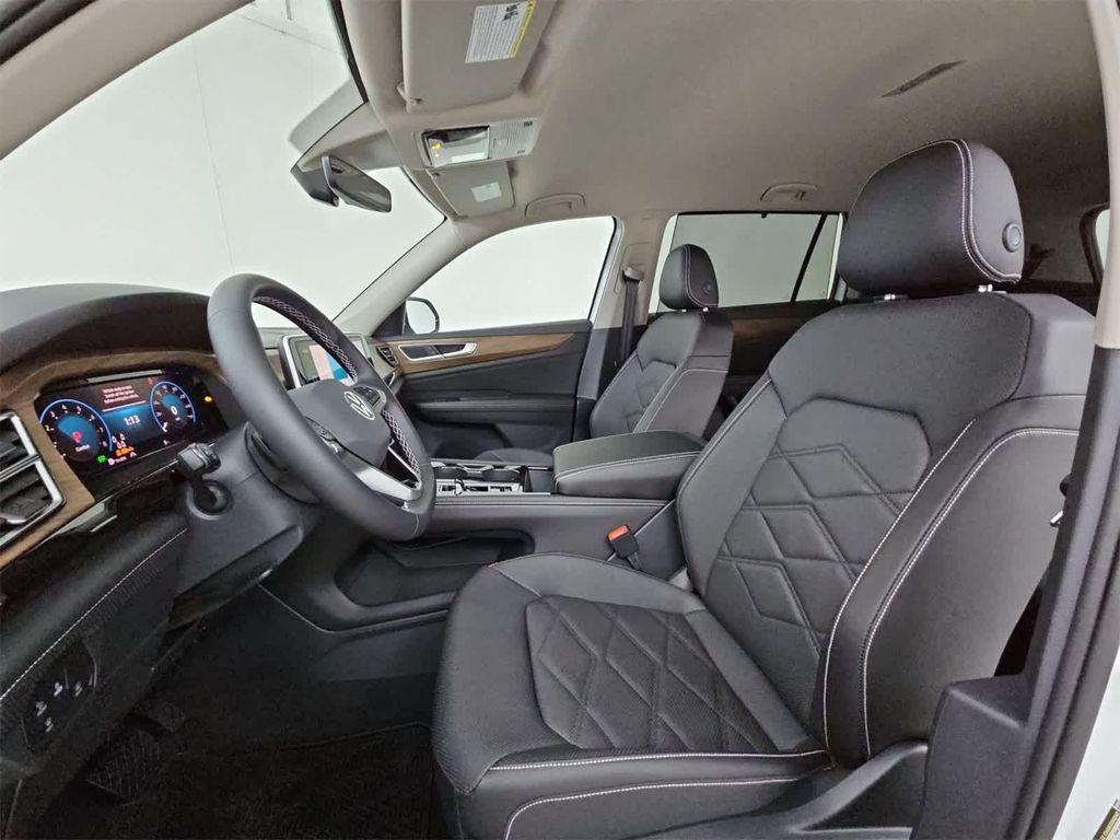 new 2025 Volkswagen Atlas car, priced at $47,482