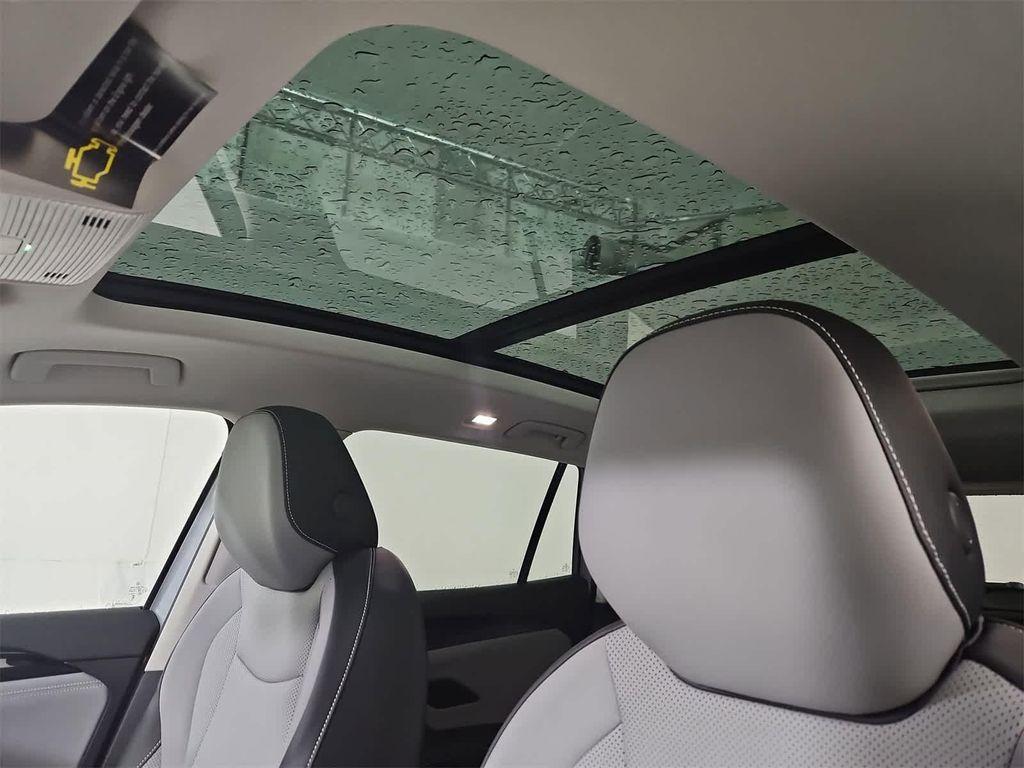 new 2025 Volkswagen Tiguan car, priced at $37,882