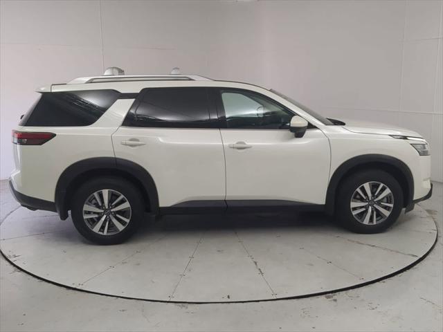 used 2022 Nissan Pathfinder car, priced at $29,356