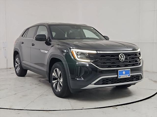 new 2024 Volkswagen Atlas Cross Sport car, priced at $41,686