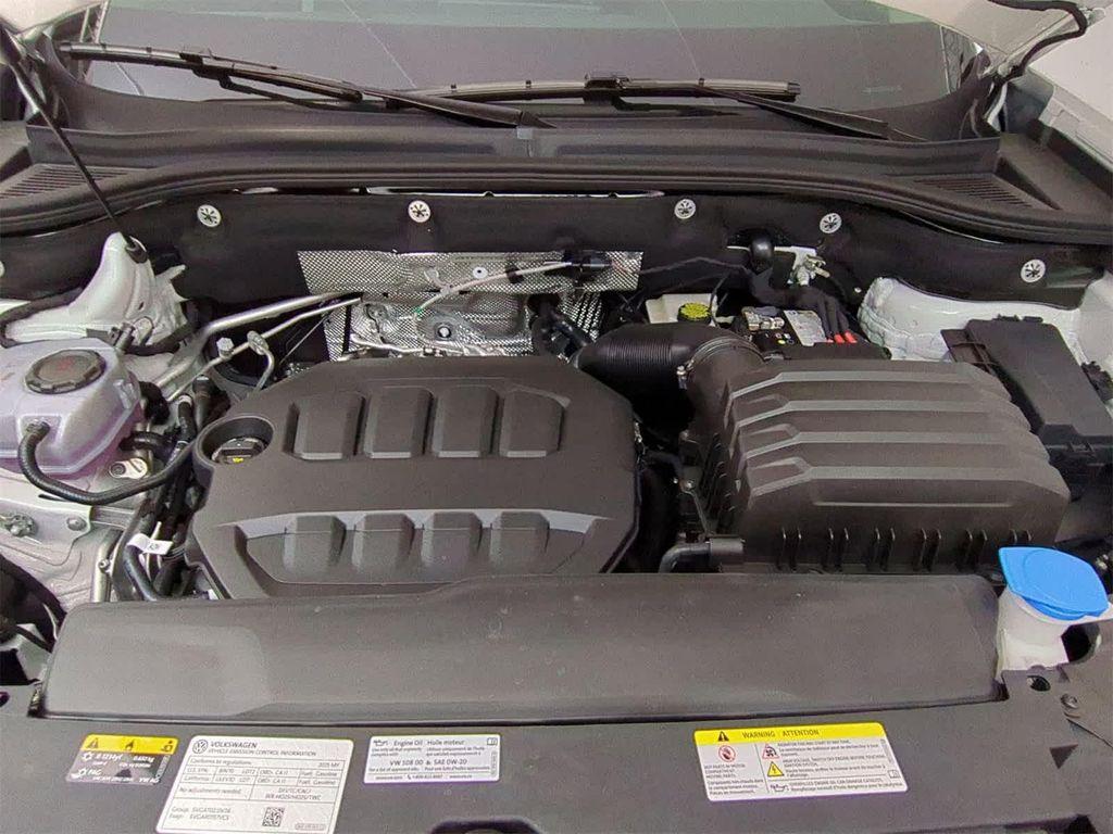 new 2025 Volkswagen Atlas car, priced at $49,354