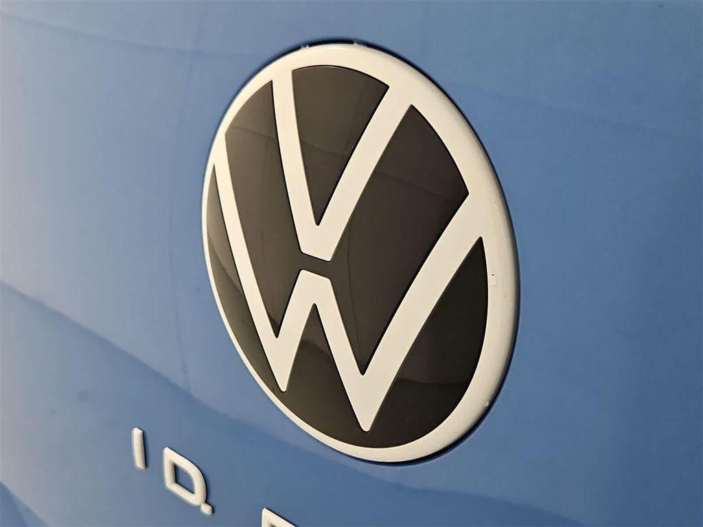used 2025 Volkswagen ID. Buzz car, priced at $59,997