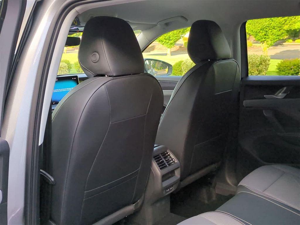 new 2025 Volkswagen Tiguan car, priced at $34,015