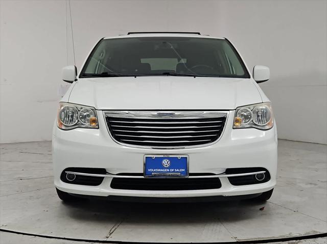 used 2014 Chrysler Town & Country car, priced at $9,252