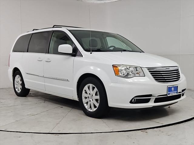 used 2014 Chrysler Town & Country car, priced at $9,252