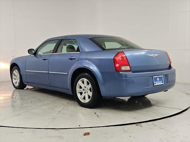 used 2007 Chrysler 300 car, priced at $4,585