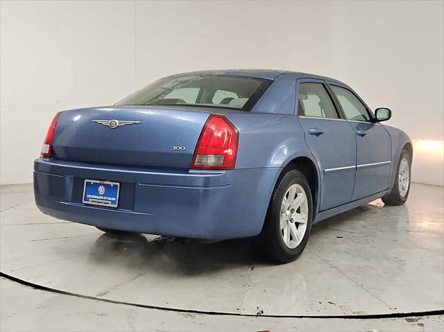 used 2007 Chrysler 300 car, priced at $4,585