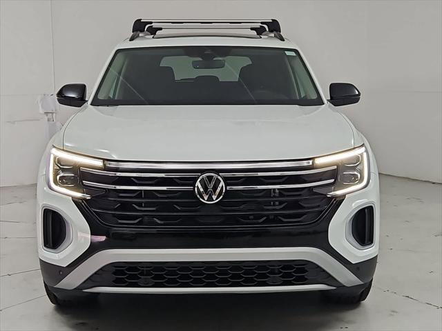 new 2025 Volkswagen Atlas car, priced at $50,204