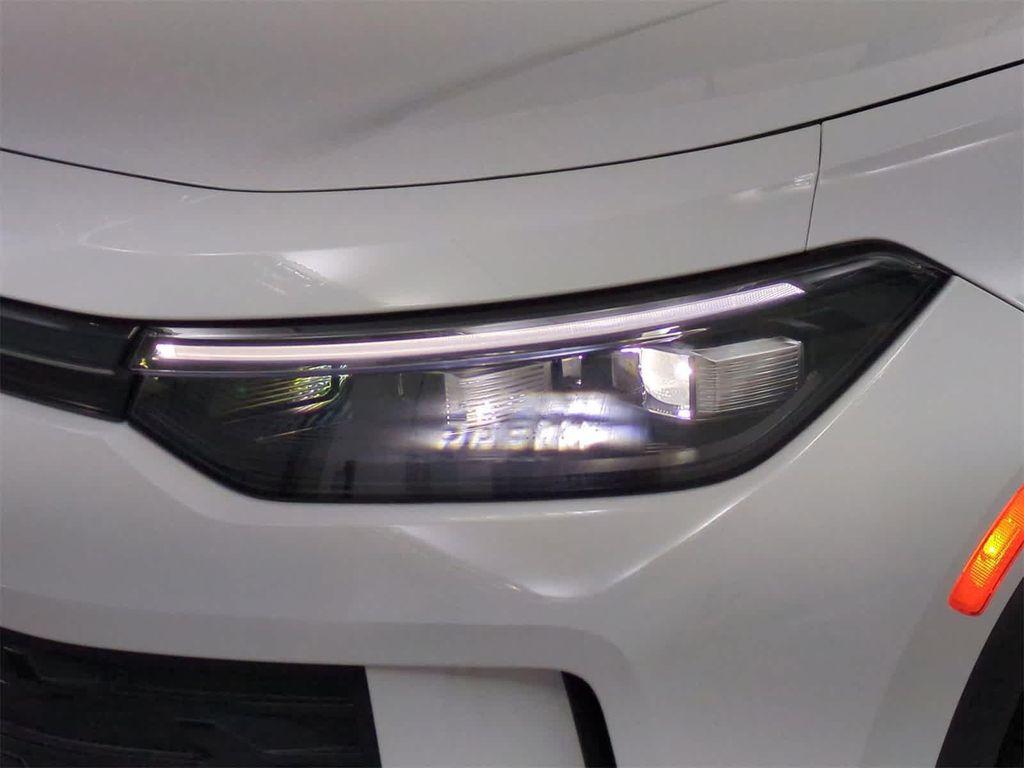 new 2025 Volkswagen Tiguan car, priced at $37,871