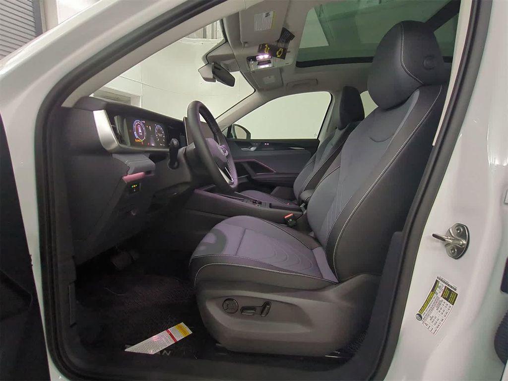 new 2025 Volkswagen Tiguan car, priced at $37,871