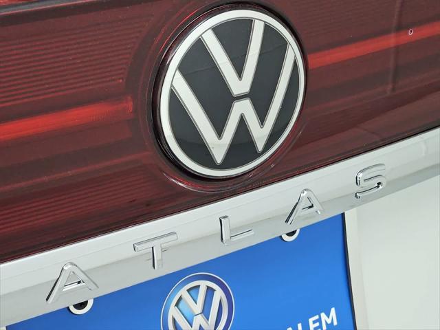 new 2025 Volkswagen Atlas car, priced at $56,994