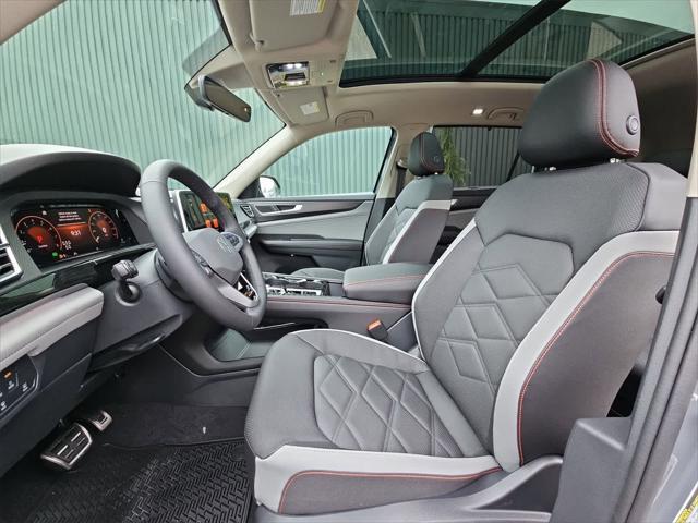 new 2025 Volkswagen Atlas car, priced at $50,214