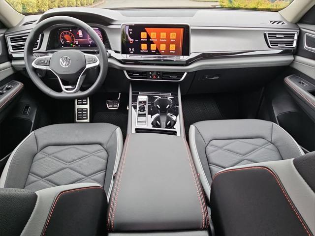 new 2025 Volkswagen Atlas car, priced at $50,214