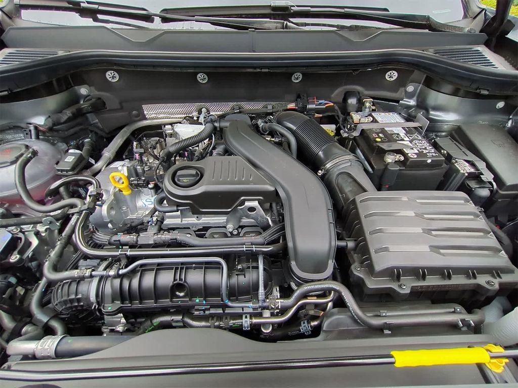 new 2025 Volkswagen Taos car, priced at $33,151
