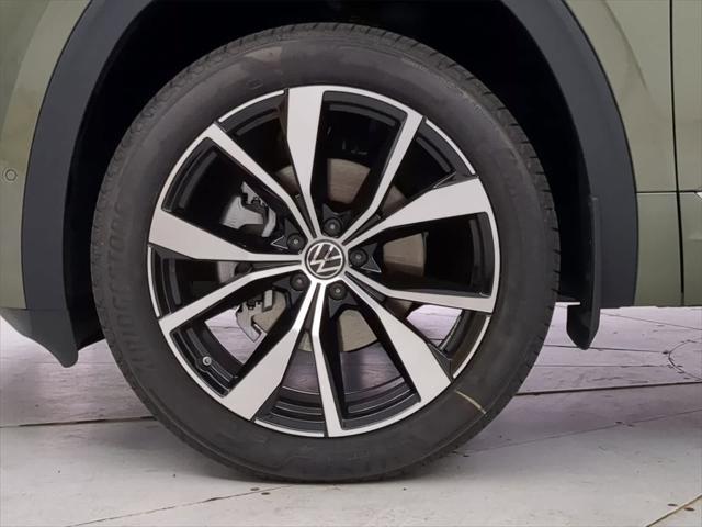 new 2025 Volkswagen Atlas Cross Sport car, priced at $55,691