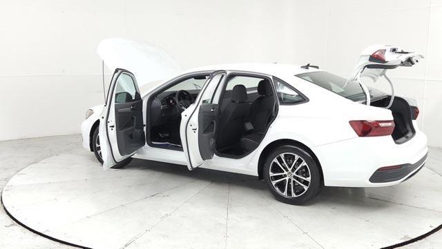 new 2024 Volkswagen Jetta car, priced at $23,178