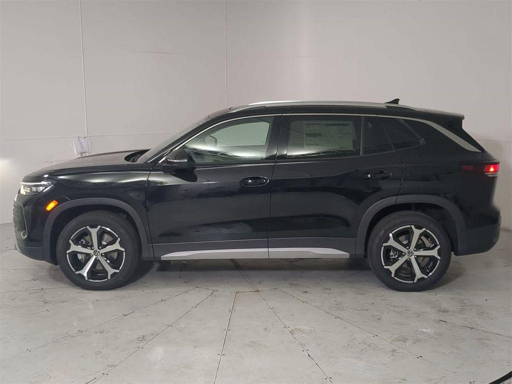 new 2025 Volkswagen Tiguan car, priced at $37,882