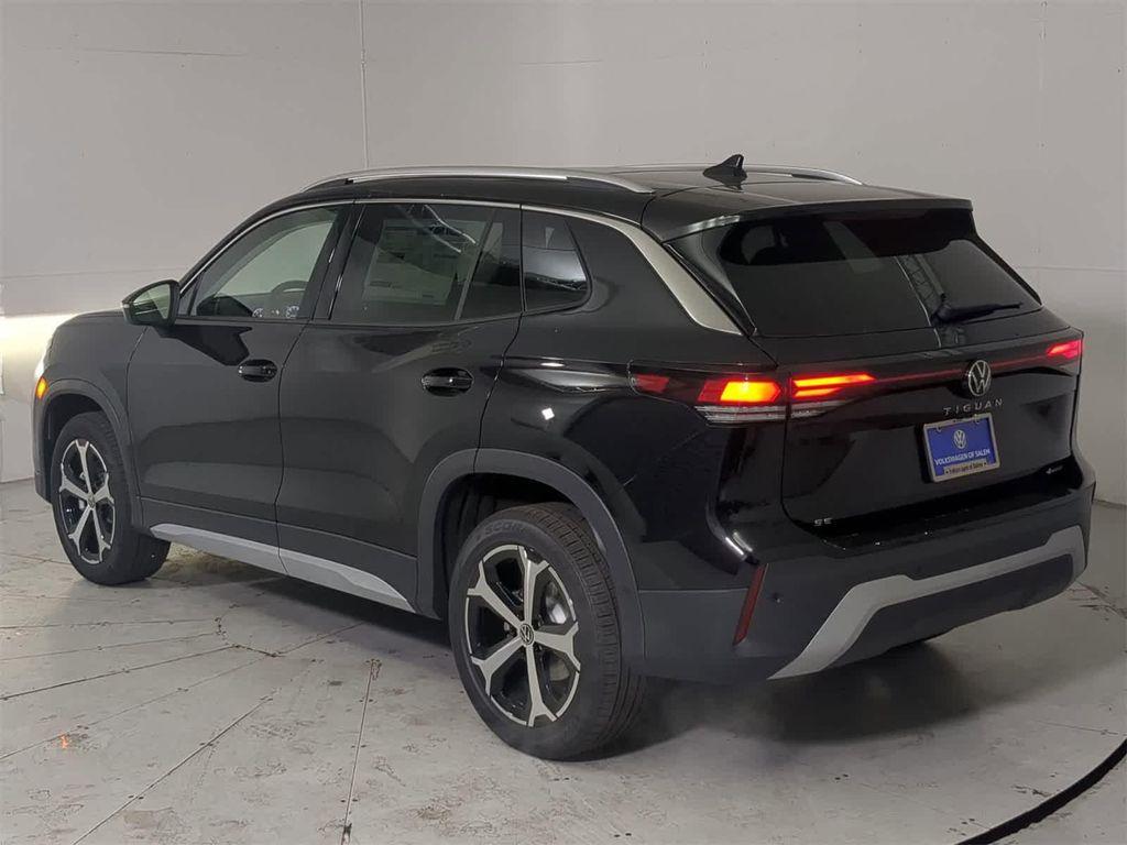 new 2025 Volkswagen Tiguan car, priced at $37,882