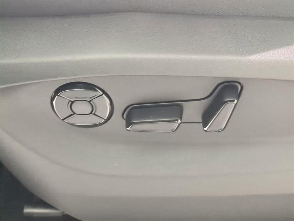 new 2025 Volkswagen Tiguan car, priced at $37,882