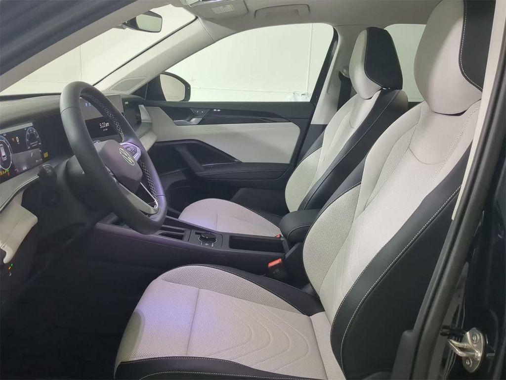 new 2025 Volkswagen Tiguan car, priced at $37,882