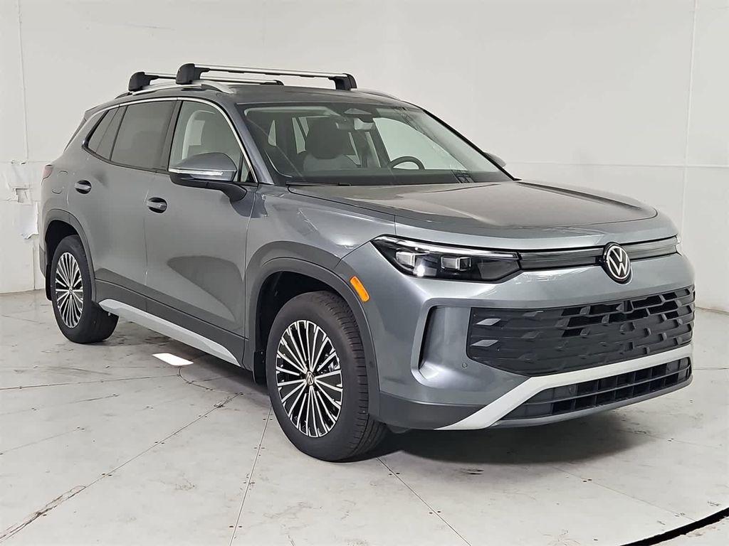 new 2025 Volkswagen Tiguan car, priced at $34,836