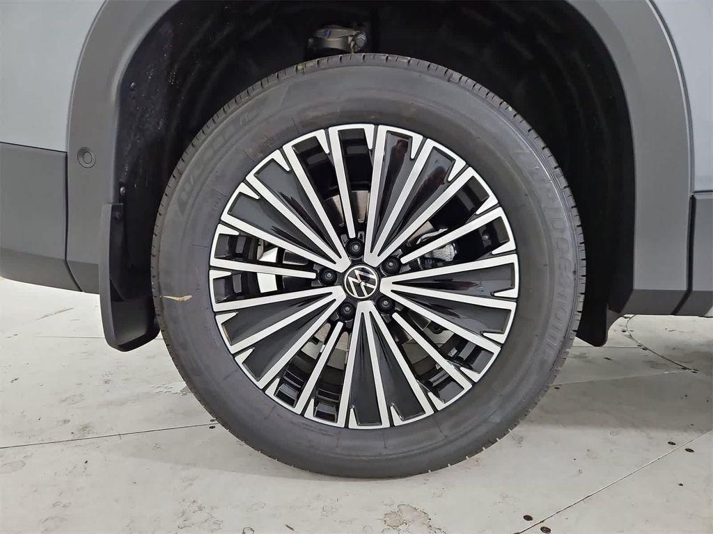new 2025 Volkswagen Tiguan car, priced at $34,836