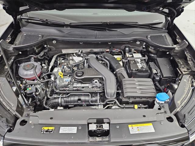 new 2025 Volkswagen Taos car, priced at $33,151
