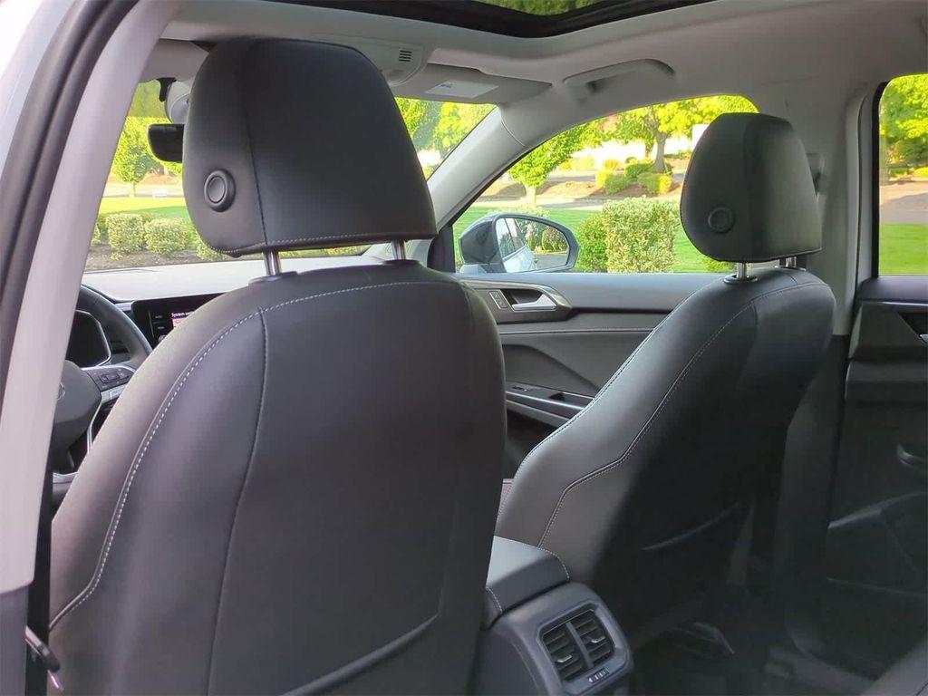new 2025 Volkswagen Taos car, priced at $33,456