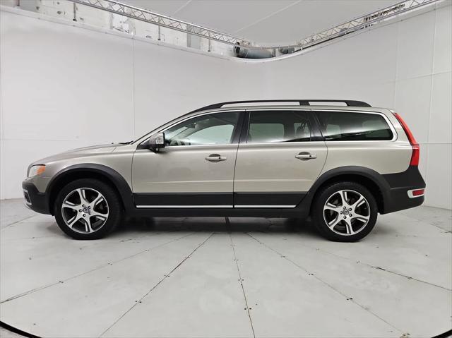 used 2012 Volvo XC70 car, priced at $9,995