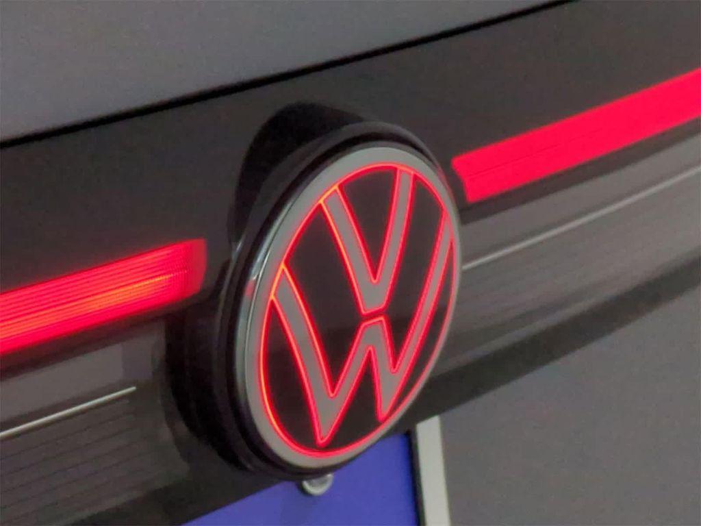 new 2025 Volkswagen Taos car, priced at $33,151
