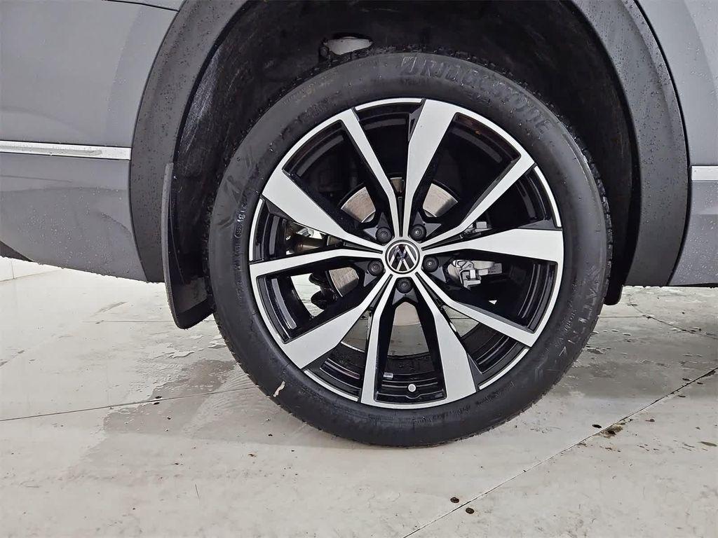 new 2026 Volkswagen Atlas car, priced at $58,109