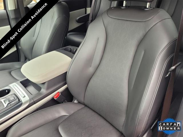 used 2023 Kia Carnival car, priced at $33,442